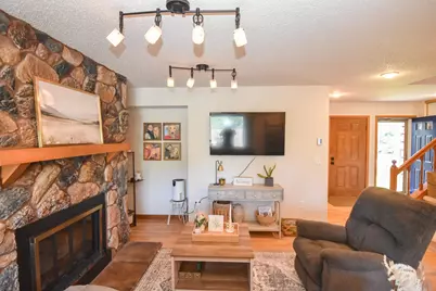 606 37th Avenue S, Moorhead, MN 56560 - Photo 9