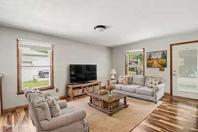 716 Conliffe Avenue SW, Faribault, MN 55021 - Photo 3