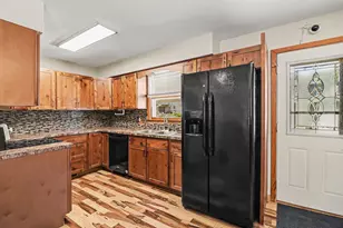 716 Conliffe Ave SW, Faribault, MN 55021 - Photo 5