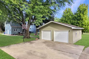 2713 Linden Ave, Slayton, MN 56172 - Photo 9