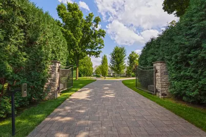 372 Ferndale Road S, Wayzata, MN 55391 - Photo 81