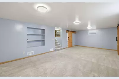 10019 Fremont Avenue S, Bloomington, MN 55431 - Photo 17