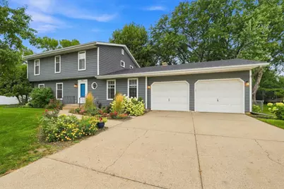 9672 Washburn Avenue S, Bloomington, MN 55431 - Photo 1