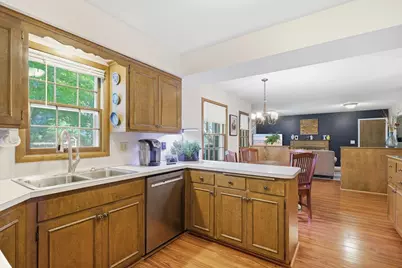 9672 Washburn Avenue S, Bloomington, MN 55431 - Photo 11