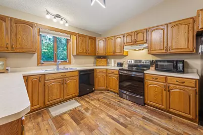 13850 Fox Lake Trail, Faribault, MN 55021 - Photo 13