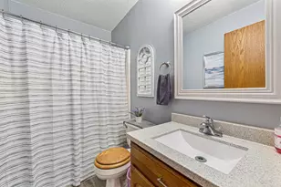 13850 Fox Lake Trail, Faribault, MN 55021 - Photo 23