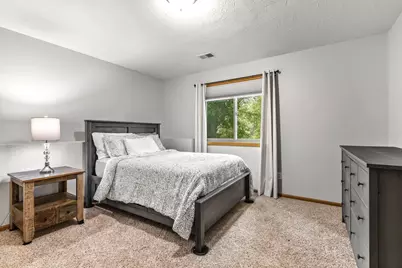 17781 Jasper Court, Lakeville, MN 55044 - Photo 15