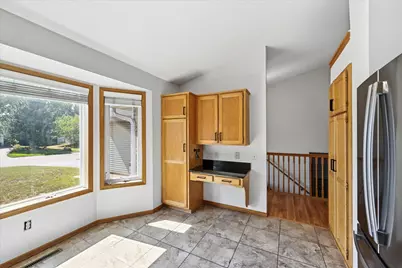 9350 Parkside Drive, Woodbury, MN 55125 - Photo 9