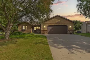 1612 Trailwood Ln SW, Faribault, MN 55021 - Photo 1