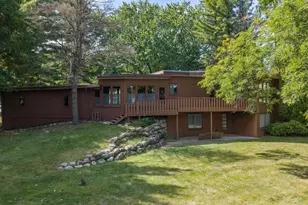 16740 S Shore Ln, Eden Prairie, MN 55346 - Photo 31