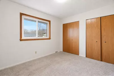 1561 Clarence Street, Saint Paul, MN 55106 - Photo 9