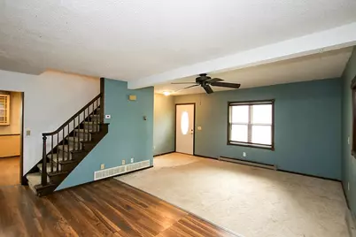 240 Merrian Street, Glencoe, MN 55336 - Photo 3