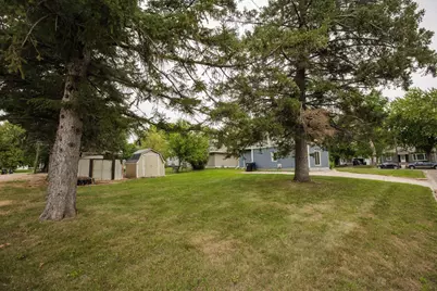 22 S California Avenue, Morris, MN 56267 - Photo 5