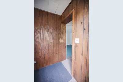 22 S California Avenue, Morris, MN 56267 - Photo 9