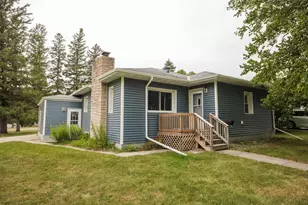 22 S California Ave, Morris, MN 56267 - Photo 1
