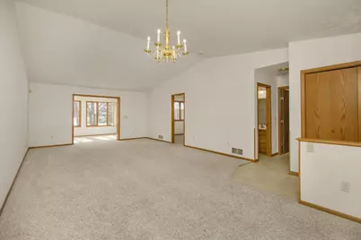 2224 Pinewood Drive, Shakopee, MN 55379 - Photo 5