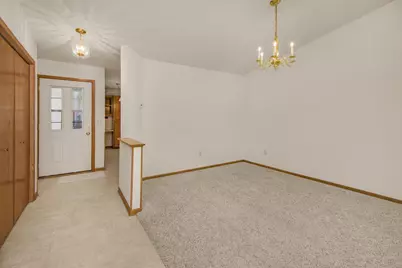 2224 Pinewood Drive, Shakopee, MN 55379 - Photo 7