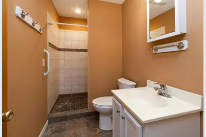 2224 Pinewood Drive, Shakopee, MN 55379 - Photo 27
