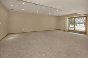 2224 Pinewood Dr, Shakopee, MN 55379 - Photo 23