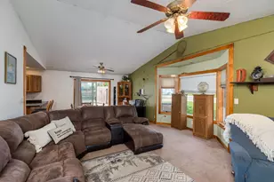 505 W North St, Kiester, MN 56051 - Photo 11