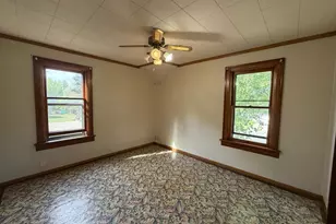 331 SW Park St, Luverne, MN 56156 - Photo 29