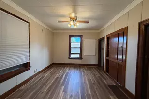 331 SW Park St, Luverne, MN 56156 - Photo 17