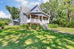 332 Oak St, Detroit Lakes, MN 56501 - Photo 1
