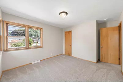 424 4th Avenue NE, Osseo, MN 55369 - Photo 13