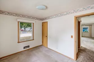 8680 Granada Ave S, Cottage Grove, MN 55016 - Photo 11