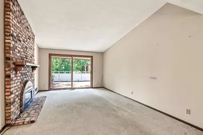 10275 Scarborough Road, Bloomington, MN 55437 - Photo 5