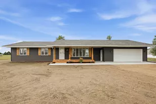431 Karen Ct, Darwin, MN 55324 - Photo 1