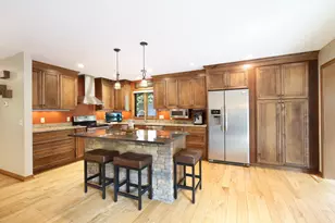 10234 Nottingham Trail, Eden Prairie, MN 55347 - Photo 3
