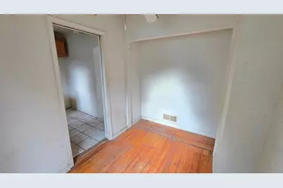 4934 Newton Avenue N, Minneapolis, MN 55430 - Photo 5