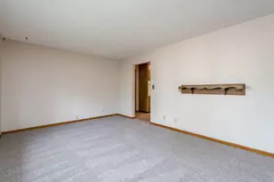 125 N Manitou Dr, Mankato, MN 56001 - Photo 7