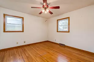 125 N Manitou Dr, Mankato, MN 56001 - Photo 23