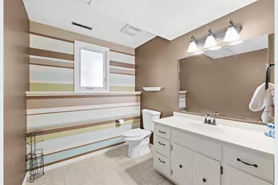 2625 Seans Way, North Saint Paul, MN 55109 - Photo 23