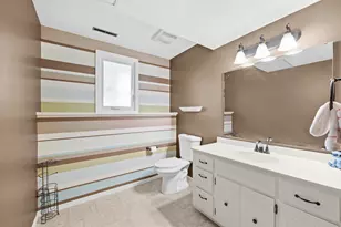 2625 Sean's Way, North Saint Paul, MN 55109 - Photo 23
