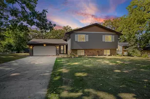 2625 Sean's Way, North Saint Paul, MN 55109 - Photo 1