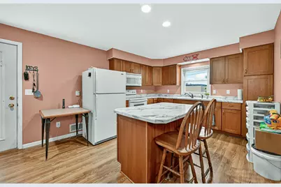 300 Irvin Street, West Concord, MN 55985 - Photo 9
