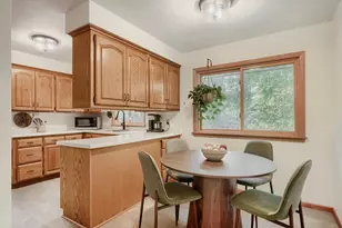334 Edith Dr, West Saint Paul, MN 55118 - Photo 13