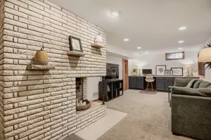 334 Edith Dr, West Saint Paul, MN 55118 - Photo 21