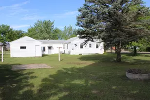 702 Forest Ave SE, Staples, MN 56479 - Photo 15