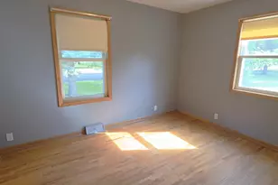 702 Forest Ave SE, Staples, MN 56479 - Photo 11