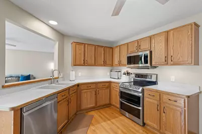 8018 Greenbriar Lane, Woodbury, MN 55125 - Photo 19