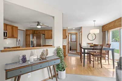 8018 Greenbriar Lane, Woodbury, MN 55125 - Photo 15