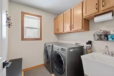 8018 Greenbriar Lane, Woodbury, MN 55125 - Photo 23
