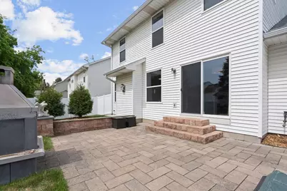8018 Greenbriar Lane, Woodbury, MN 55125 - Photo 53