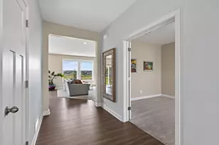 509 Waterford Pl, Waconia, MN 55387 - Photo 5