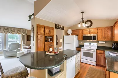 12630 92nd Avenue N, Maple Grove, MN 55369 - Photo 9