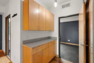 10 E 26th St, Minneapolis, MN 55404 - Photo 15
